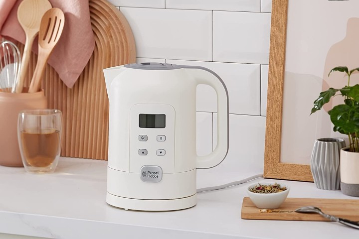 "Russell Hobbs" elektriline veekeetja "Precision", 1,7 l, 21150-70  | 2