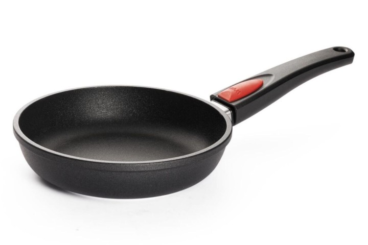 WOLL alumiiniumvalu pann „Diamond Titan Best” Ø 20 cm | 1