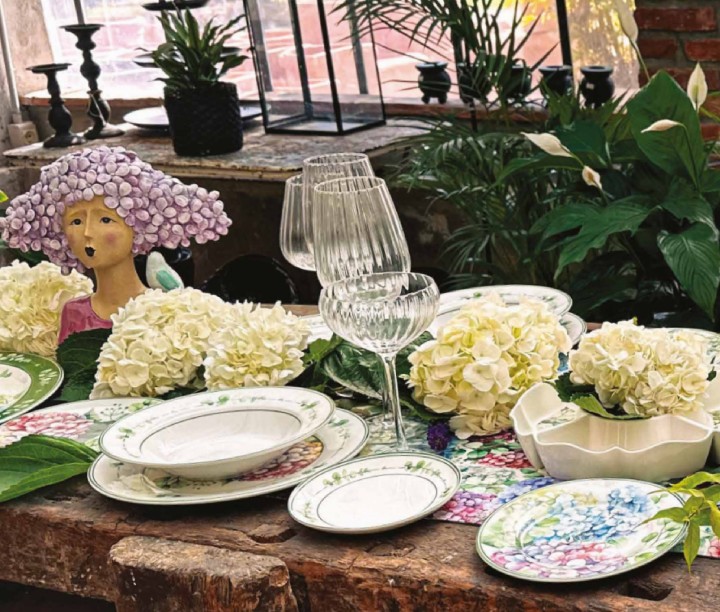 BRANDANI portselanist taldrikukomplekt "Flora" 18 tk | 2